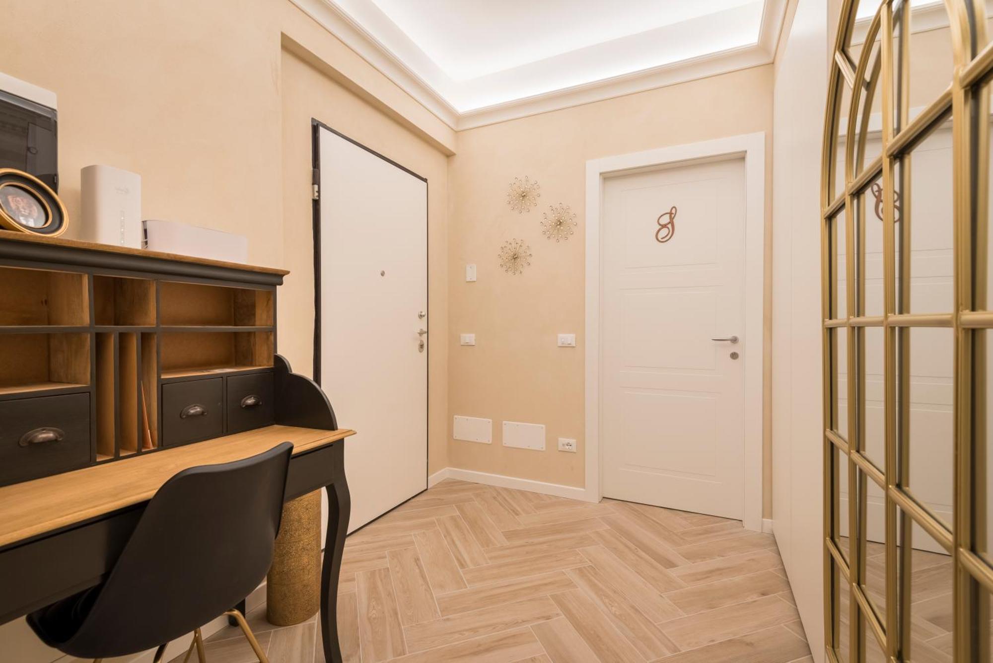 Golden Chic - Citta Alta Apartment Bergamo Bagian luar foto