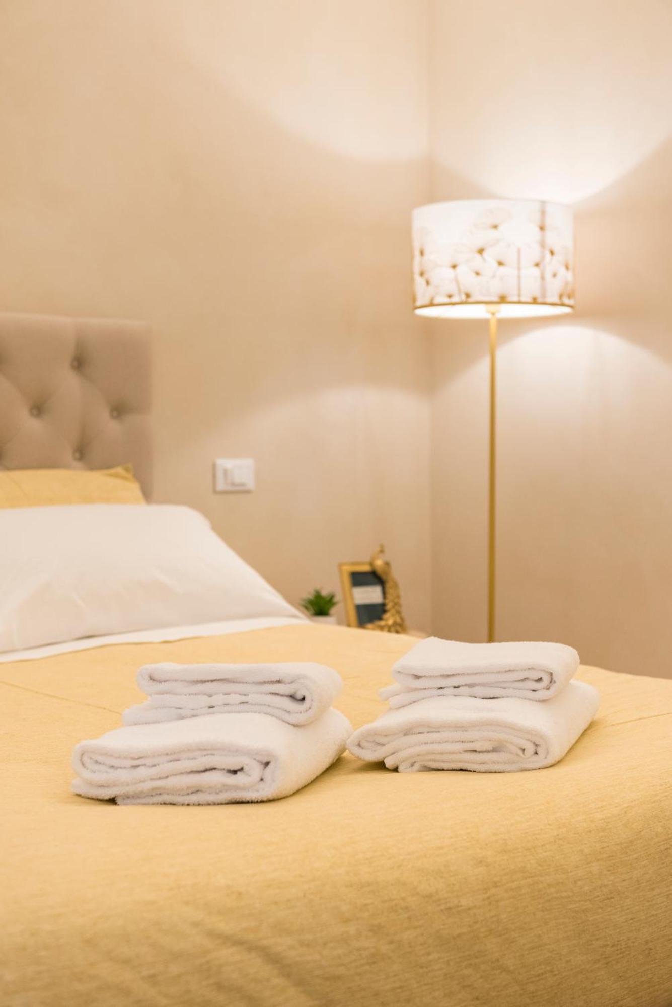 Golden Chic - Citta Alta Apartment Bergamo Ruang foto