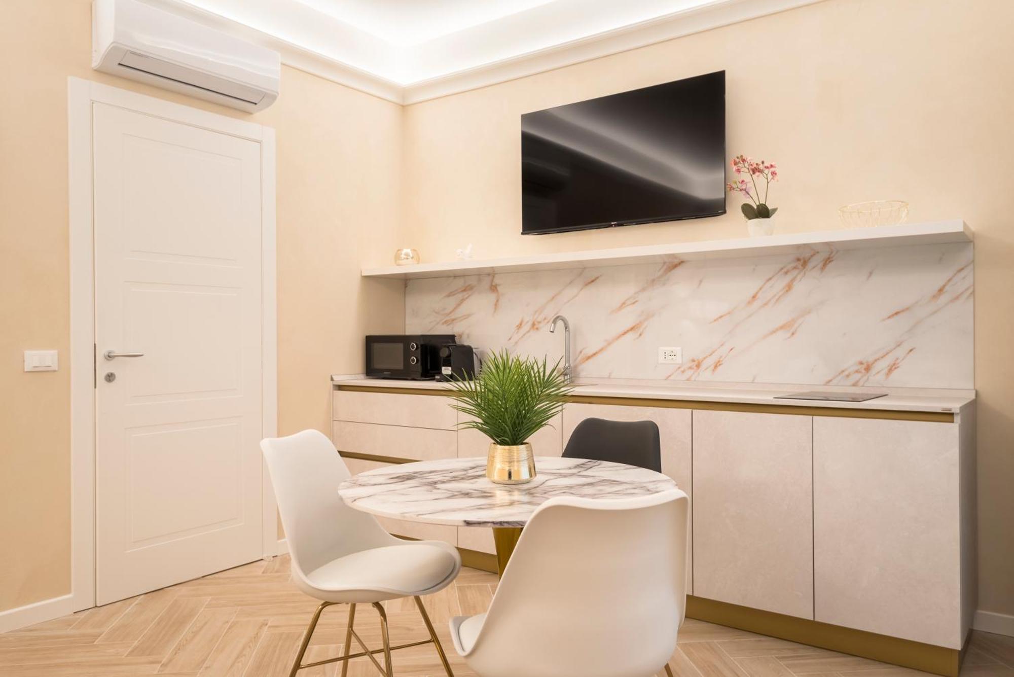 Golden Chic - Citta Alta Apartment Bergamo Ruang foto